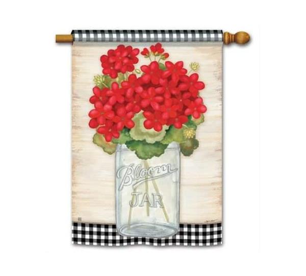 Magnet Works House Flags | Geranium Blooms House Flag Magnet Works Flags Magnet Works House Flags